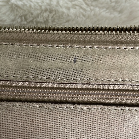 Gold Coach Wallet - Picture 4 of 6